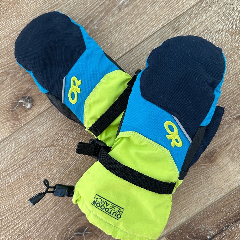 Kids Outdoor Research mittens